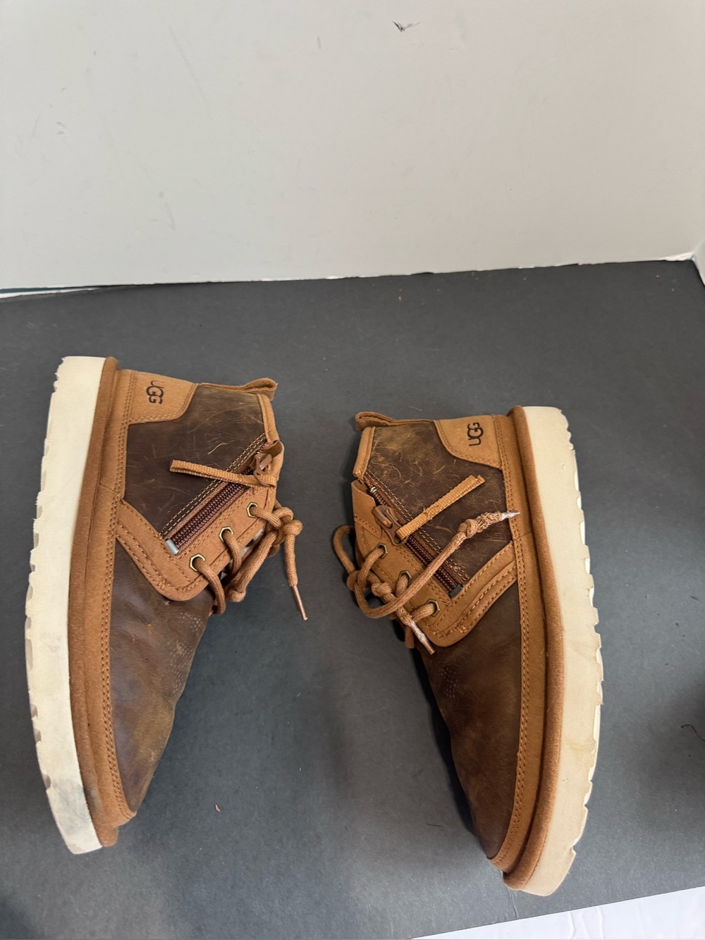 UGG Neumel Zip Men’s 6 Brown Leather Boots 1103883 Fits Women 7.5 / Kids 6 - Picture 4 of 12